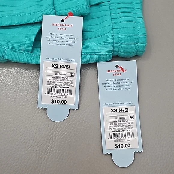 Girls size XS 4/5 Cat & Jack shorts 2 pair New with tags - Picture 8 of 8